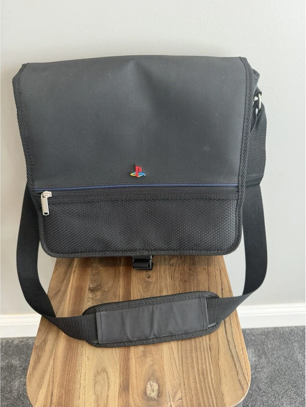Vtg Sony PlayStation Messenger Travel Bag Carry Case PS1 PS2 Strap Black EUC